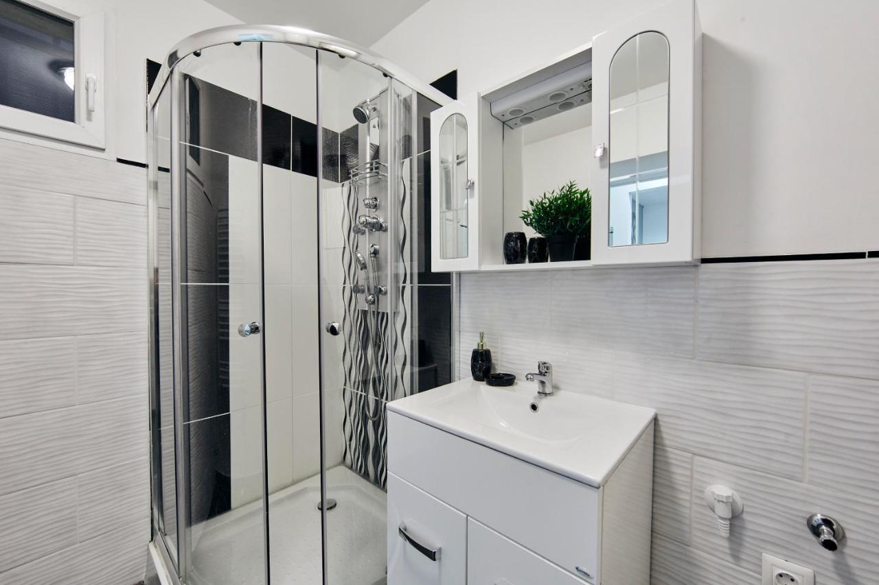 Garibaldi Apartment Budapest Extérieur photo