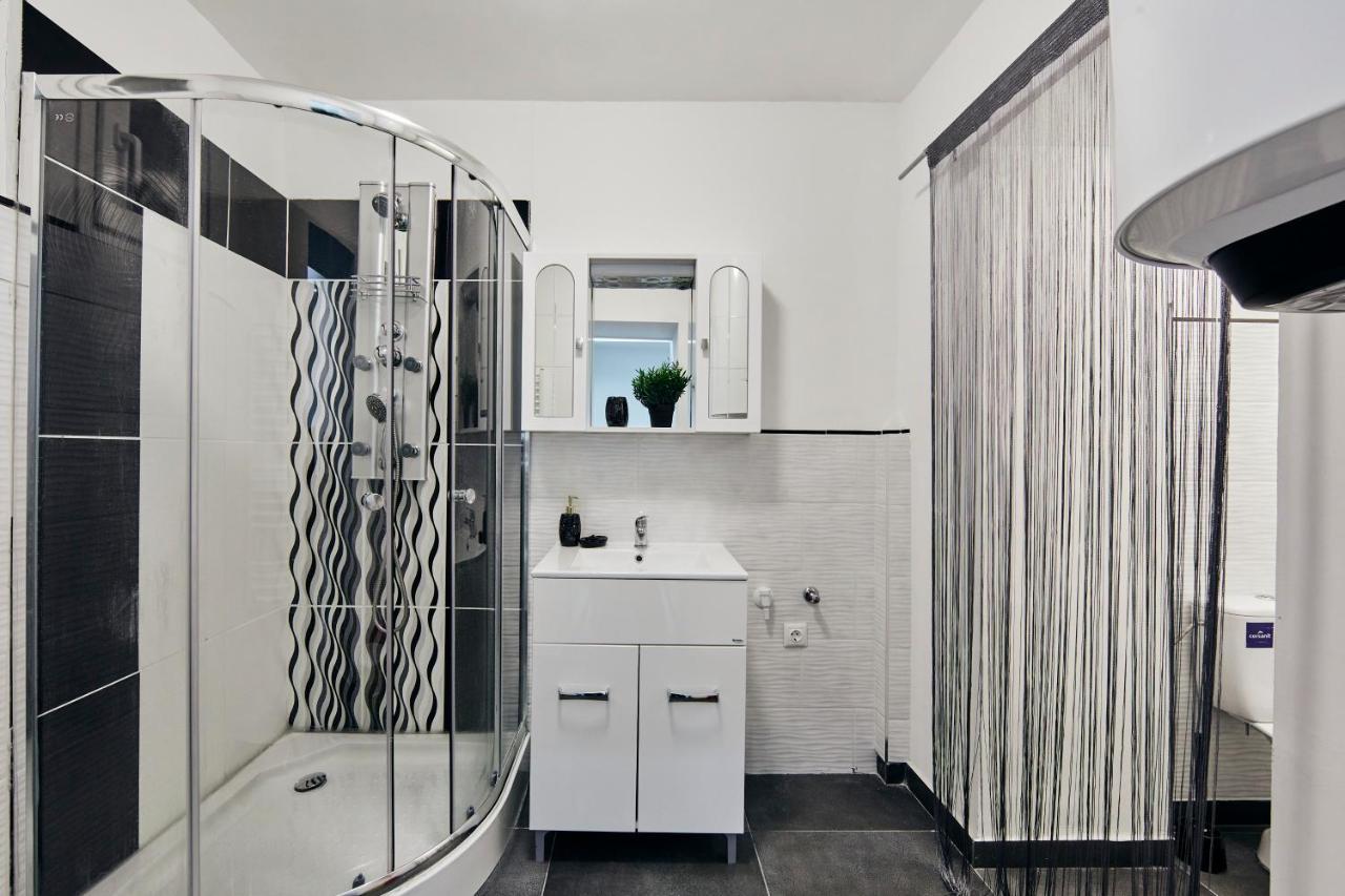 Garibaldi Apartment Budapest Extérieur photo